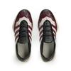 Regu 2002 Round Toe Sneakers JQ8824