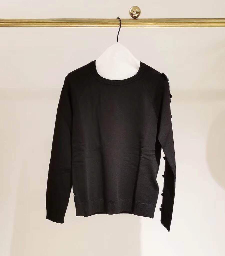 

Women s Bow Round Neck Knit Sweater with Long Sleeves – Available in Three Colors, Autumn/Winter Collection 2023. Medium чёрный