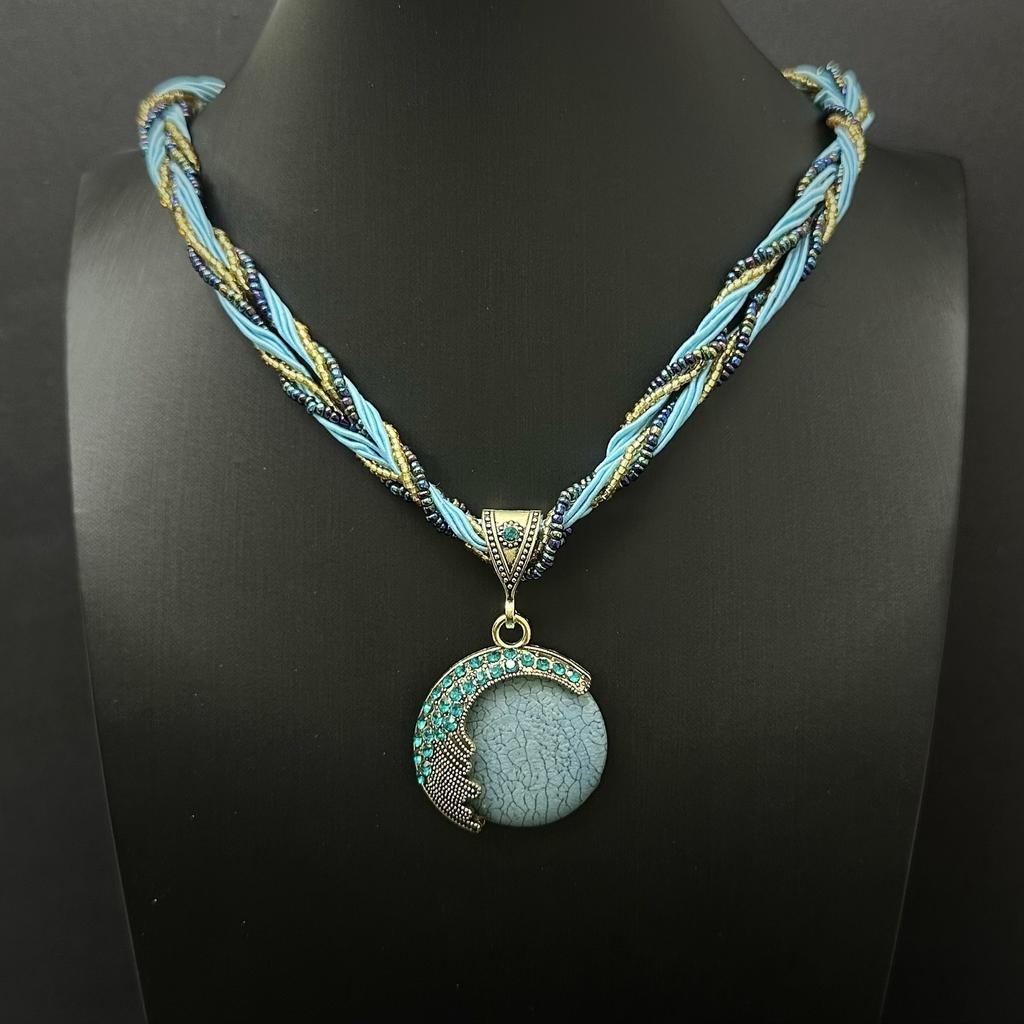 1PC European and American Bohemian style imitation gemstone pendant necklace handmade rice beads woven ethnic style retro sweater chain