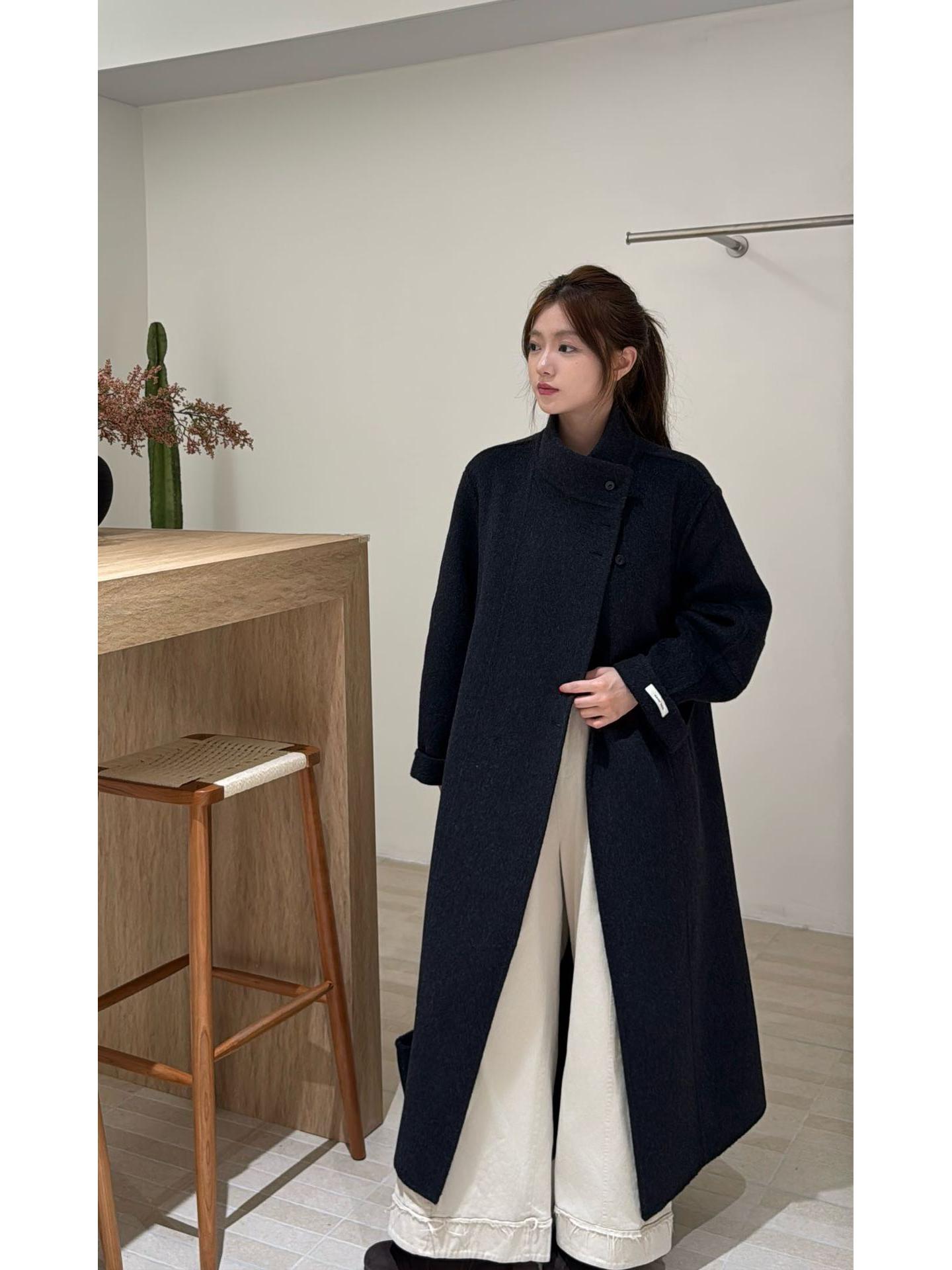 

2025 Autumn/Winter Stand-up Collar Double-sided Wool Coat: Long, Age-reducing, Slimming Overcoat Medium