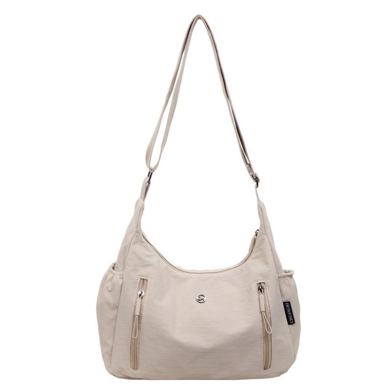 

2025 new niche design fashionable commuter versatile shoulder bag Korean version large capacity casual high sense messenger bag