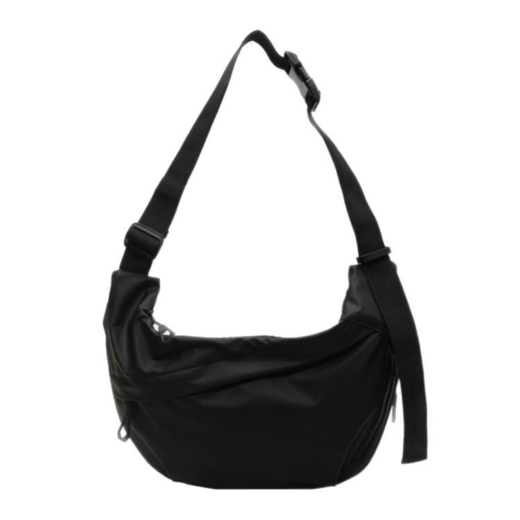 2026 New Casual Personality Japanese Simple and Lightweight Tote Bag Women's Versatile Commuter Travel Messenger Bag Fashion