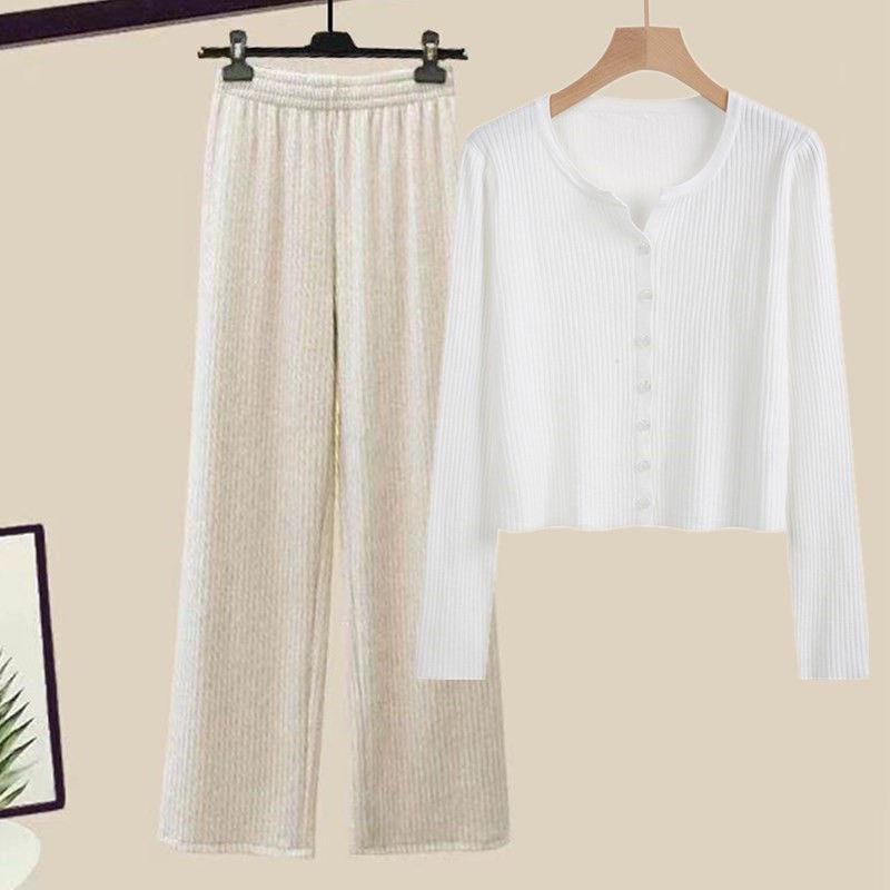 Two-Piece Women's Autumn Knit Set: Korean Short Sweater & Casual High-Waist Wide-Leg Pants