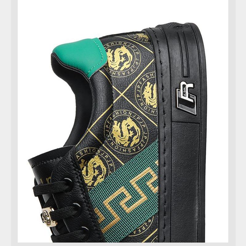 Leichte Luxus-Herrenschuhe Frühling und Sommer Neue High-End-Schuhe Herren-Echtleder Trendige Schuhe Lässige, vielseitige weiße Schuhe