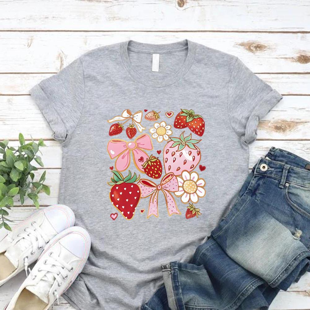 Strawberry Floral Shirt Cute Bow Graphic Tee Cottagecore Aesthetic Clothes Women's Graphic T Shirts Summer Fruit Crewneck Top