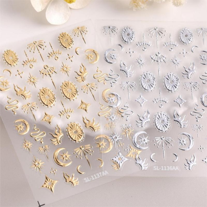 1pc Star and Moon Totem Nail Stickers 3D Embossed Vintage Silver Gold Snake Totem Star Moon Wearable Nail Stickers Accessories