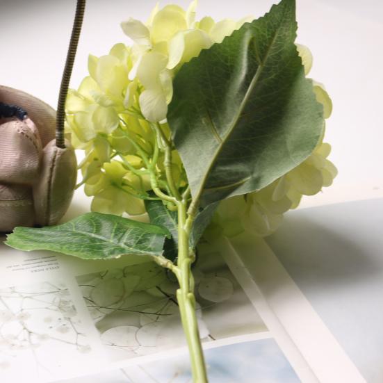 Artificial Flower Realistic Silk Hydrangea Bouquet with Flexible Stems Realistic Color Transitions Soft