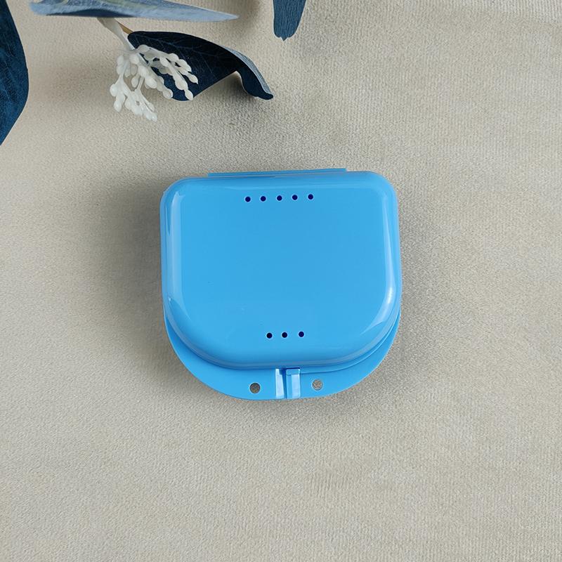 Portable Plastic Cases Denture Box Oral Cavity Cleaning Denture Storage Case Mini Tooth Clean Sanitary Drainable Storage Box