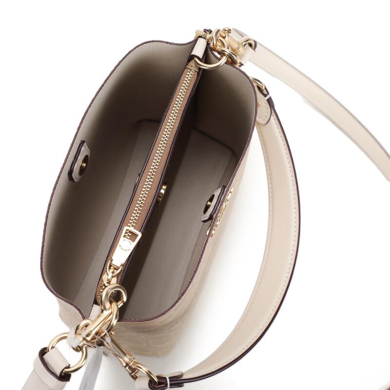 COACH Mollie 22 Bucket Bag