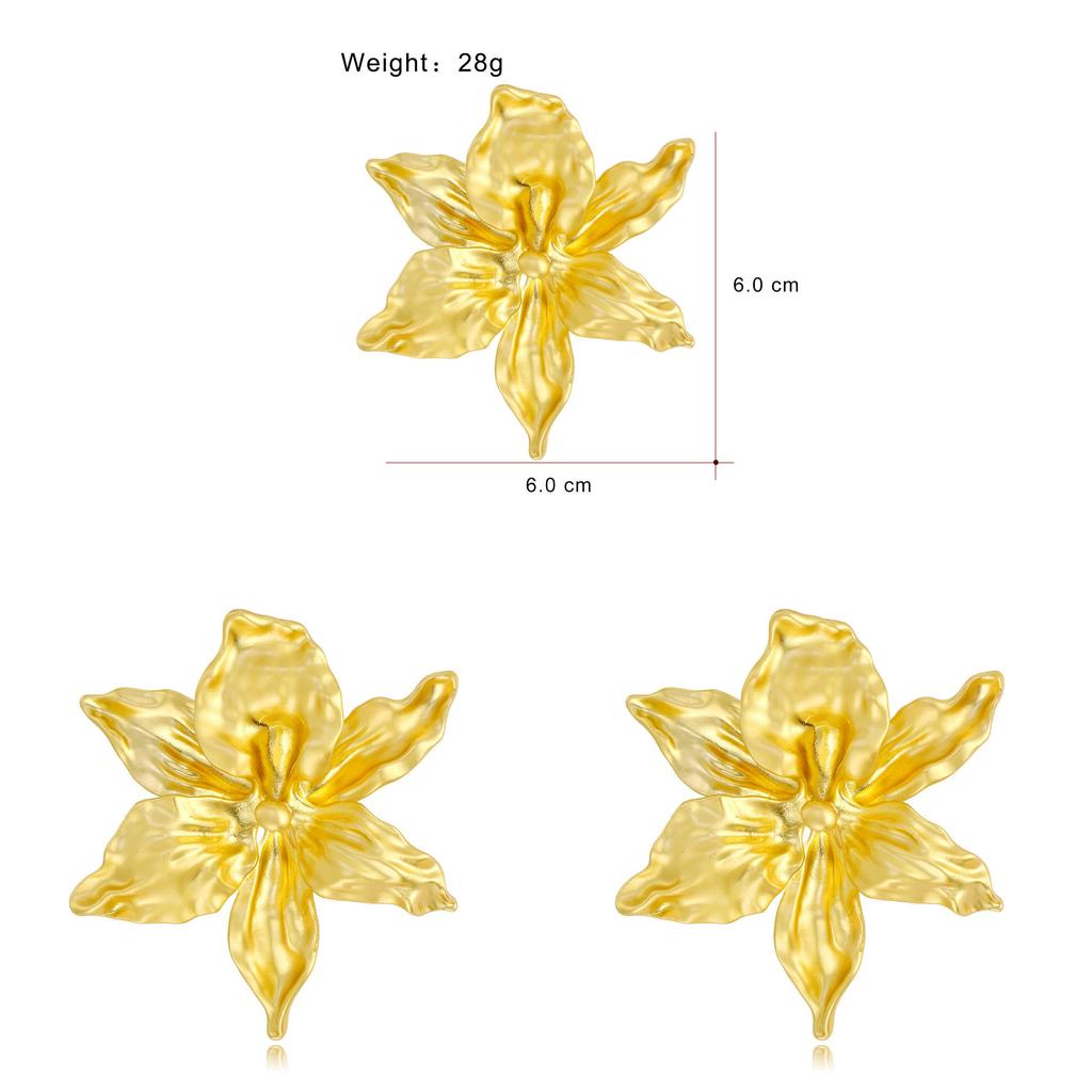 Vintage Floral Alloy Brooch Pin With Electroplated Finish For Women And Men
