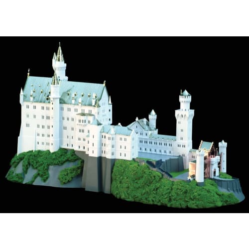 Doyusha 1/220 Scale Western Castle Neuschwanstein Castle Gold Plastic Model NSG Molding Color