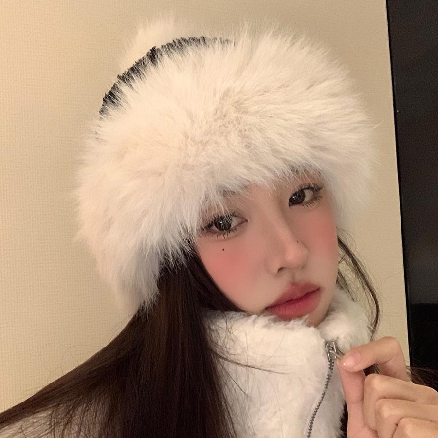 Big Head Circumference Antifreeze Ear Protection Hat Splicing Hairball Mongolian Hat Thickened Warm Knitted Fluffy Hat Women's Winter