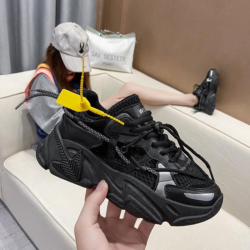 Men Sports Shoes Plus Size Breathable Shock Absorbing Wear Resistant Running Lovers Running Fashion Sneakers