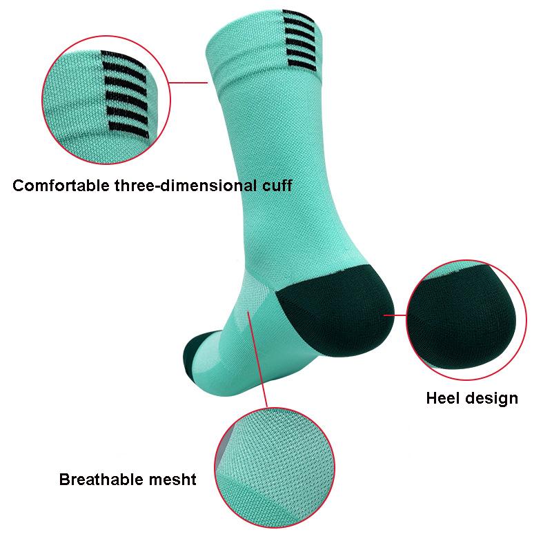 Chaussettes de Sport Hautes pour Genoux Séchage Rapide Durables Confortables Chaussettes pour Vélo Course à Pied Professionnelles Respirantes Chaussettes d'Extérieur pour Vélo