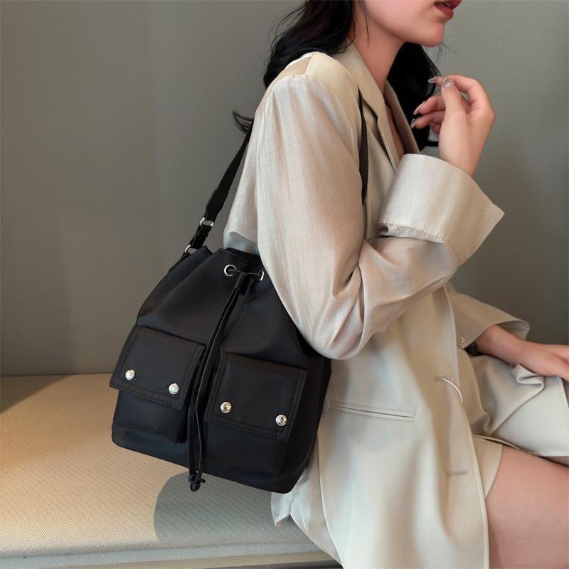 Large Capacity Drawstring Bucket Bag, Multi-pocket Shoulder Bag, Casual Handbag