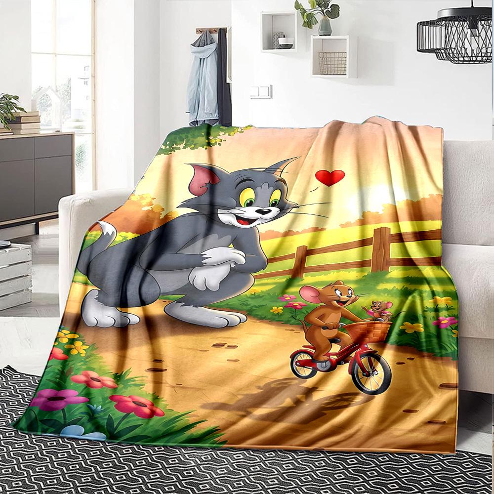 1pc Tom and Jerry Flannel Blanket Soft Warm Throw for Home, Office, Travel, All-Season Cozy Bedding Gift L1387