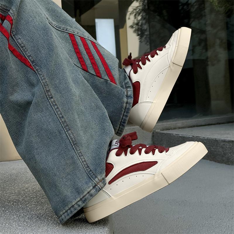 Fashion 2025 Chunky Sneakers Autumn Fashion Low Top Lace Up Skateboard Shoes Comfortable Flat Casual Walking Student Tenis Masculino