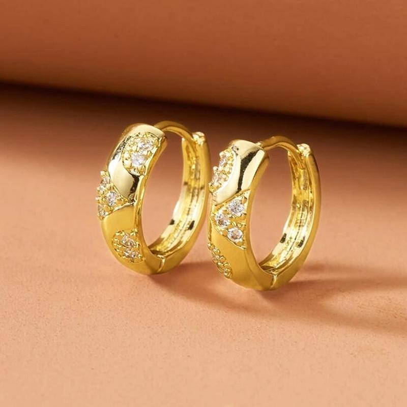Huitan Unique Design Hoop Earrings Women Hollow Out Irregular Gold Color Earrings Wedding Engagement Party Luxury Trendy Jewelry