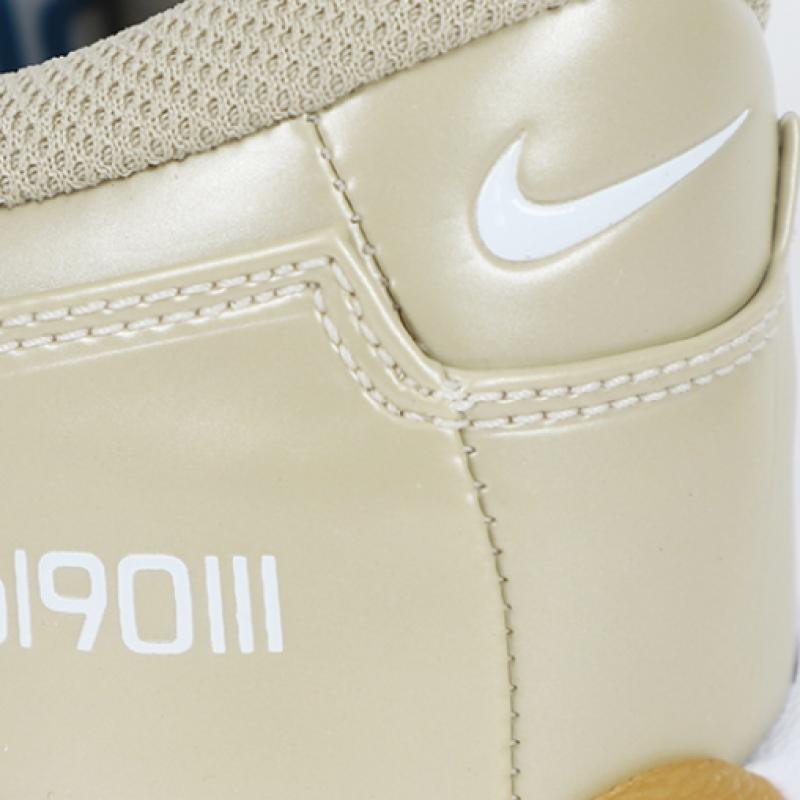 Nike Total 90 Sneakers