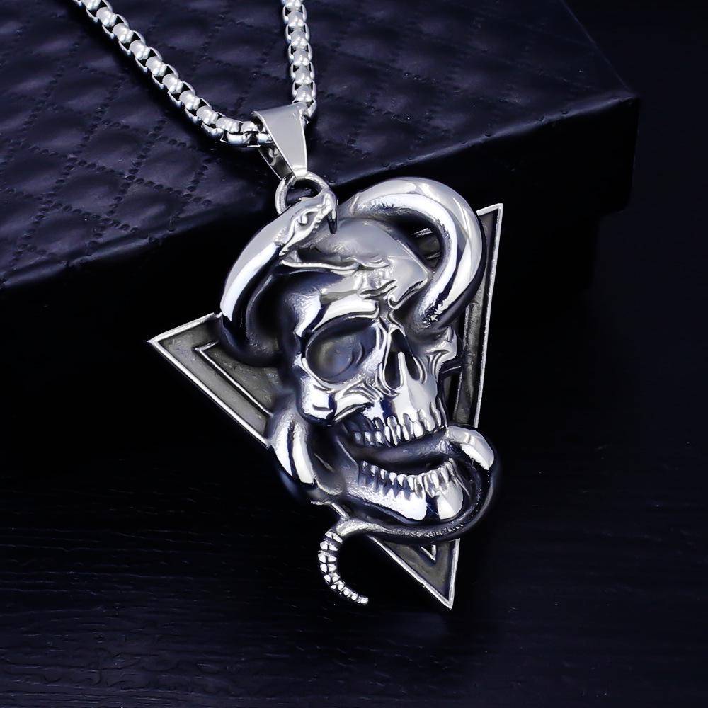 European Viking Titanium Steel Rune Necklace with Stainless Steel Spearhead and Compass Pendant