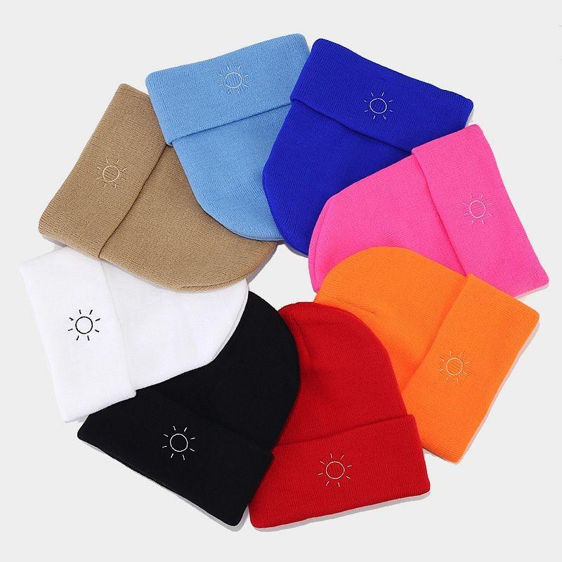 Autumn and Winter New Simple Sun Embroidery Fashion Crimping Pile Hat Men and Women Street Personality Simple Wool Knitted Hat