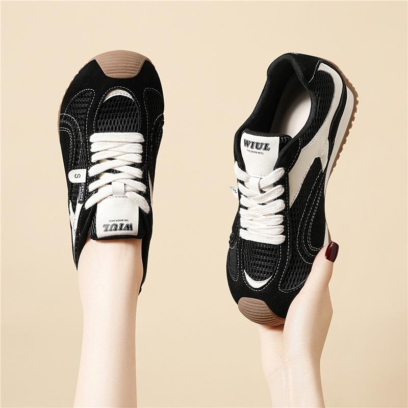 

Leather German training shoes women s autumn sports shoes flat running Forrest Gump shoes lace-up casual shoes 36
