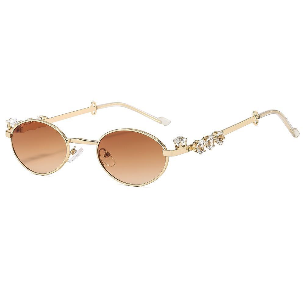 Luxury Diamond Metal Oval Sunglasses for Women Small Frame UV400 Vintage Outdoor Eyewear Goggles