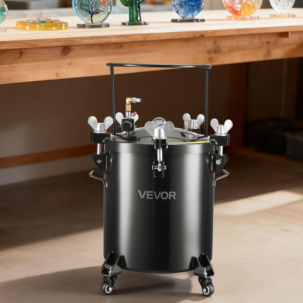Pressure Pot Paint Tank, 40 L Heavy Duty Steel Pressure Pot Tank, Spray Paint Pressures Pots with Three Quick-Connect Couplers for Home Use, DIY, Art