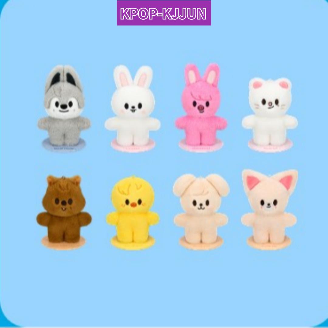 

Stray KIds доминируй:празднуЙТЕ SKZOO ПЛЮШЕВАЯ СТОЯЧАЯ Вер. BbokAri