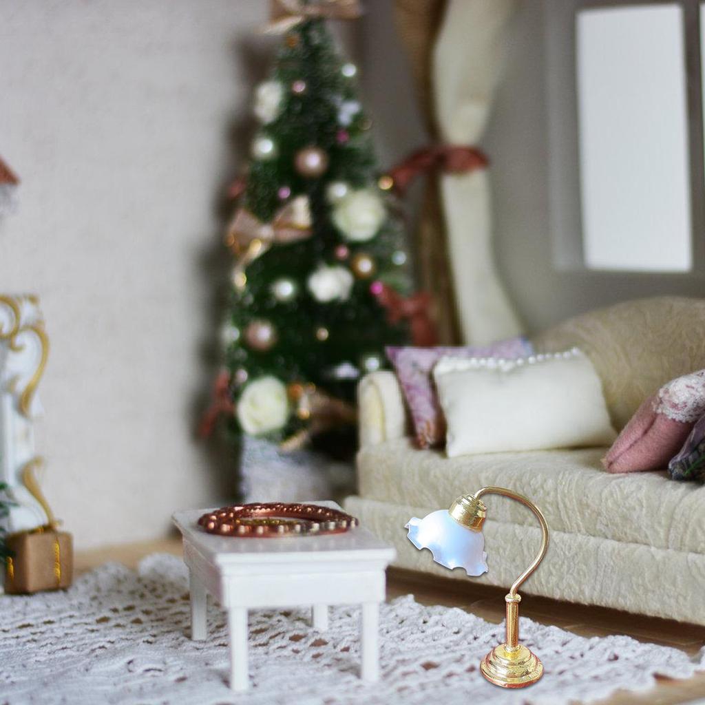 Living Room White Table Lamp Figure Model Realistic Lampshade Vintage Life Scene Doll House Pretend Game Furnishings