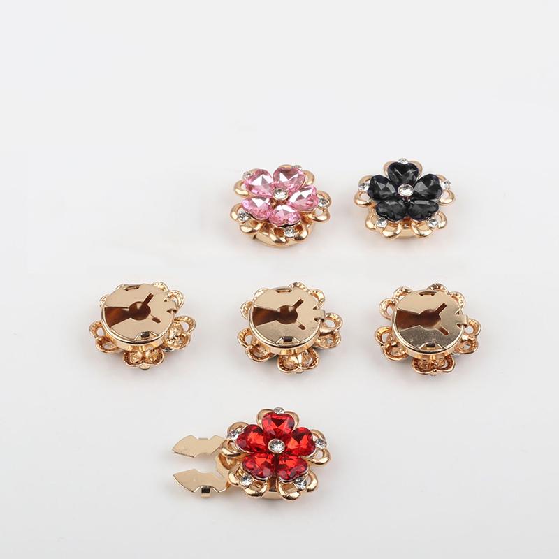 Women Flower Rhinestone Button Cover Floral Exquisite Design Brooch DIY Button Decoration Clothing Decoration 26x17mm