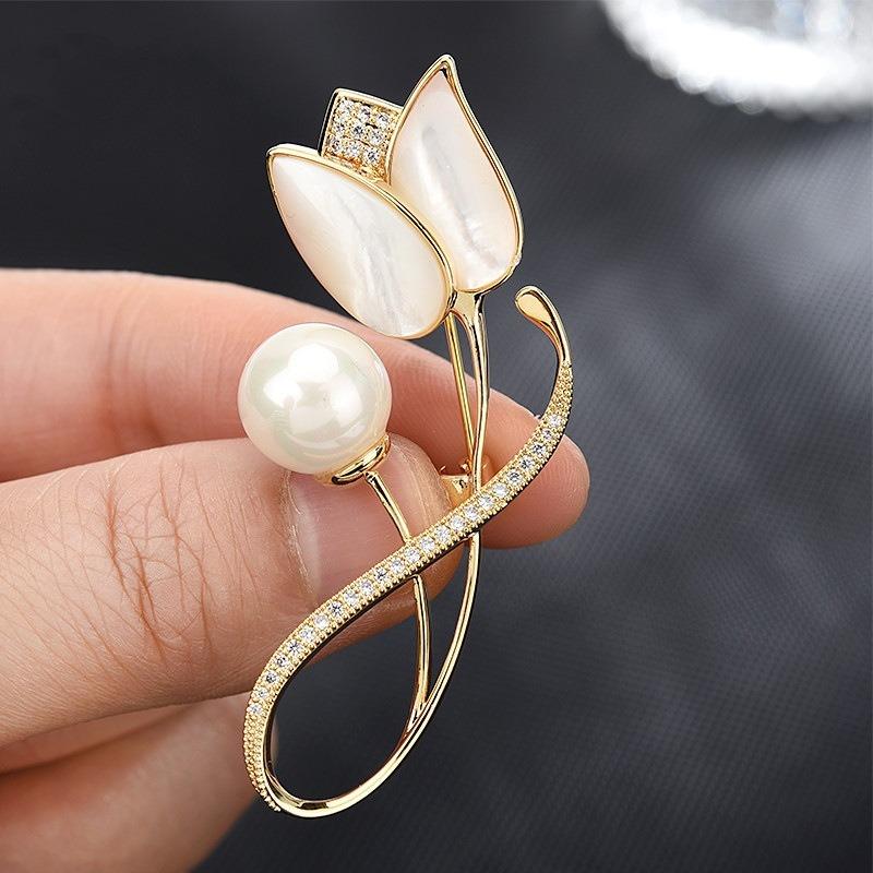 Tulip Brooch, Elegant Feminine Charm, Pearl Brooch, Korean Fashionable Flower Brooch, Suit Coat Accessory