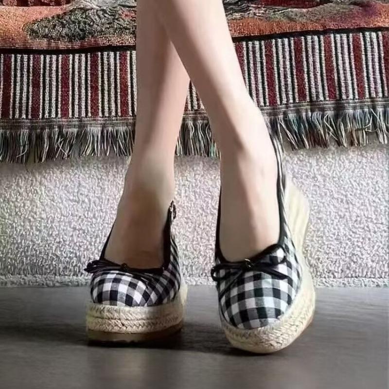 Fashion Sandals Women Summer Wear 2025 New Bow Round Toe High Heels Small Straw Platform Shoes