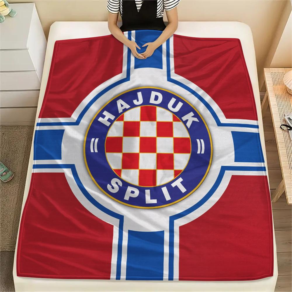 Fotbalový klub Hajduk Tištěná flanelová deka, Vysoká kvalita, Pohodlná pro všechna roční období, Domácí dekorace, Teplo a pohodlí