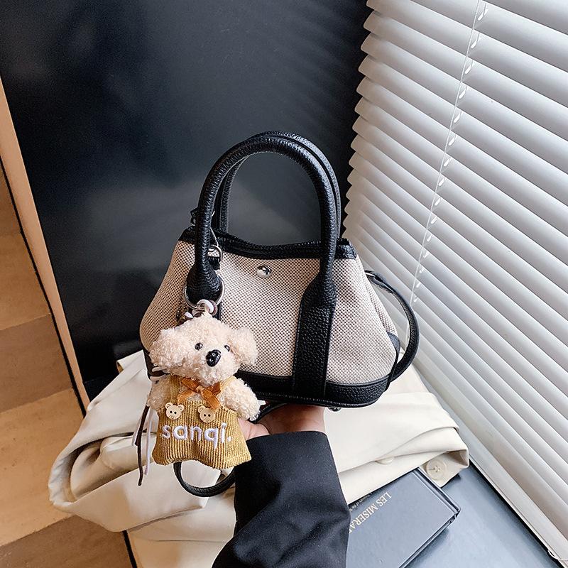 2025 Popular Niche Design Texture Handbag New Large-capacity Fashion Commuter Contrasting Color Tote Bag Women