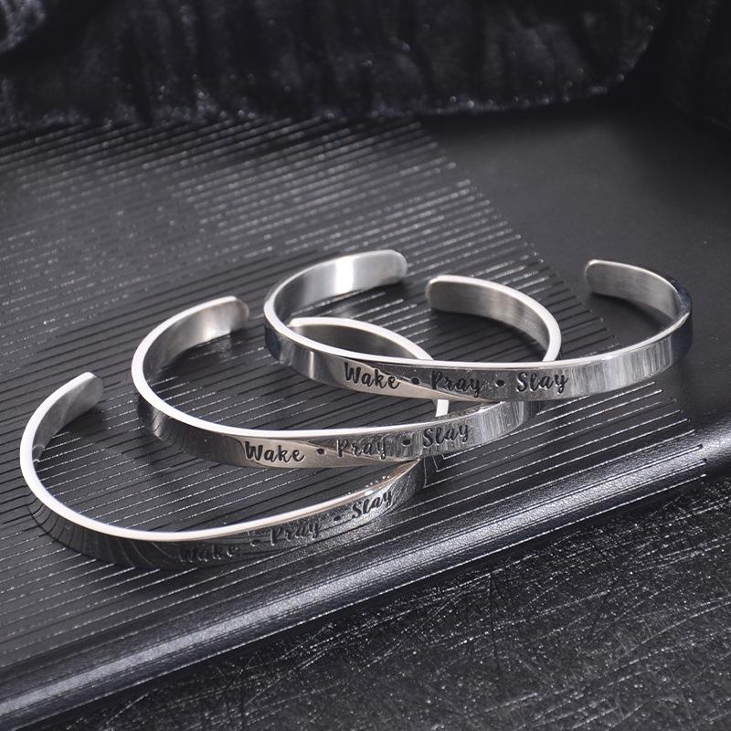 Open Titanium Steel Bracelet, Smooth Surface, C-shaped Hand Ring, Engraved with Words, Stainless Steel Jewelry Accessory