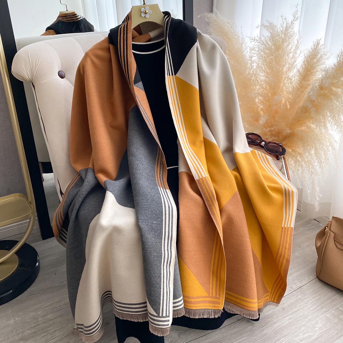 

Elegance Two-Sided Print Scarves Soft Warm Fringe Pashmina Shawl Autumn and Winter Outdoor Coldproof Windproof Blanket Scraf