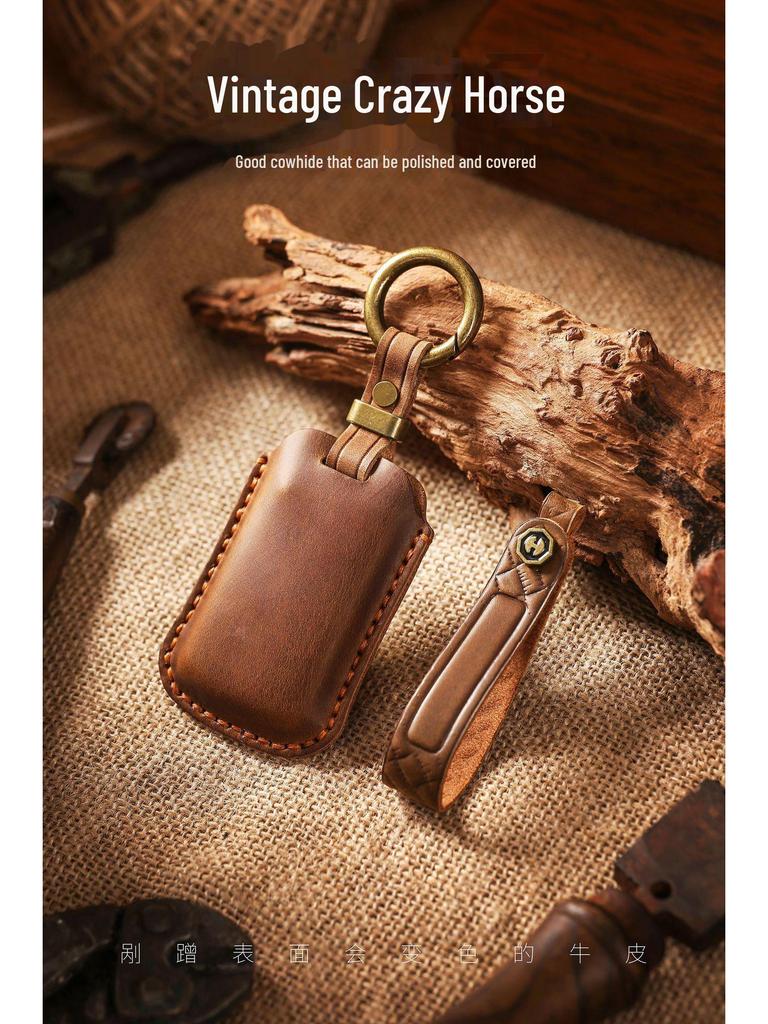 Handmade Cowhide Key Cover for KIA K9 - Retro Style Protective Shell with Buckle