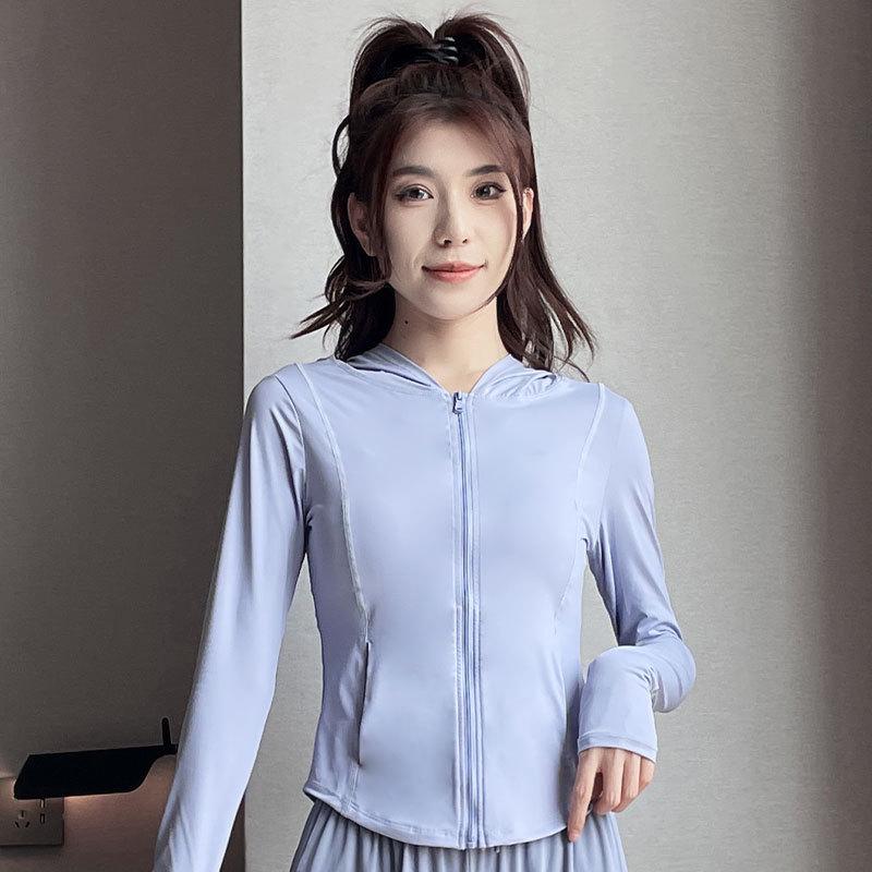 

Женский спортивный комплект для защиты от солнца из ледяного шелка - Лето 2024: Быстросохнущие брюки свободного кроя для бега и фитнеса S