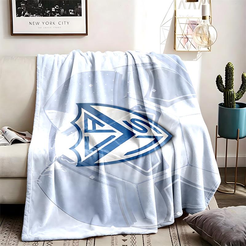 Club Atletico Velez Sarsfield Theme Blanket Suitable For The Sofa Camping And Travel Made Of Soft Flannel Material An Ideal Gift For Occasions Such As