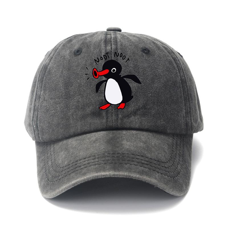 Cartoon Penguin Print Baseball Cap Washed Cotton Curved Brim Peaked Cap for Men and Women Outdoor Street Sun Protection Hat