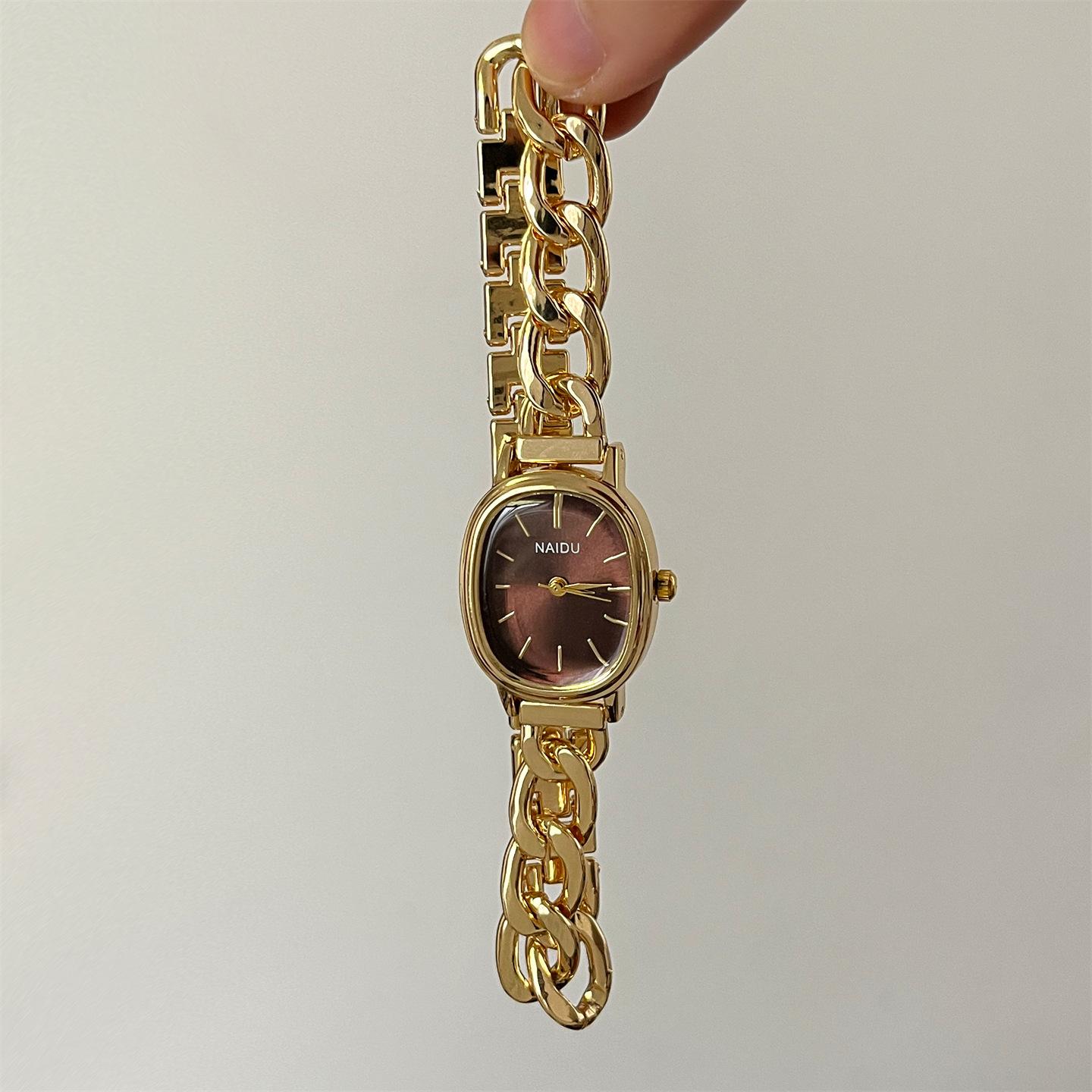 

Naidu Retro Denim Style Bracelet Watch Women S Niche High-End Oval Watch Exquisite And Compact Quartz Watch