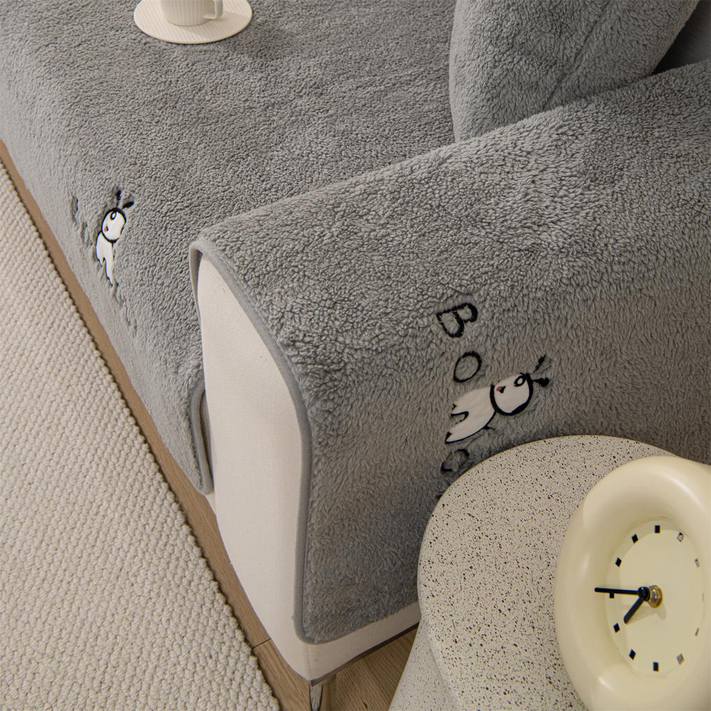 Stickerei Sherpa Fleece Sofabezug Rutschfest Weiches Sofahandtuch Couchkissen für Wohnzimmer Moderne Heimdekoration