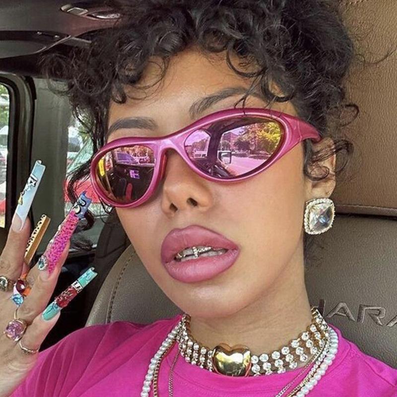 Classic Small Frame Y2k Sunglasses Women Retro Brand Oval Riding Sunglass Lady Futuristic Pink Silver Shades 2000s Sun Glasses