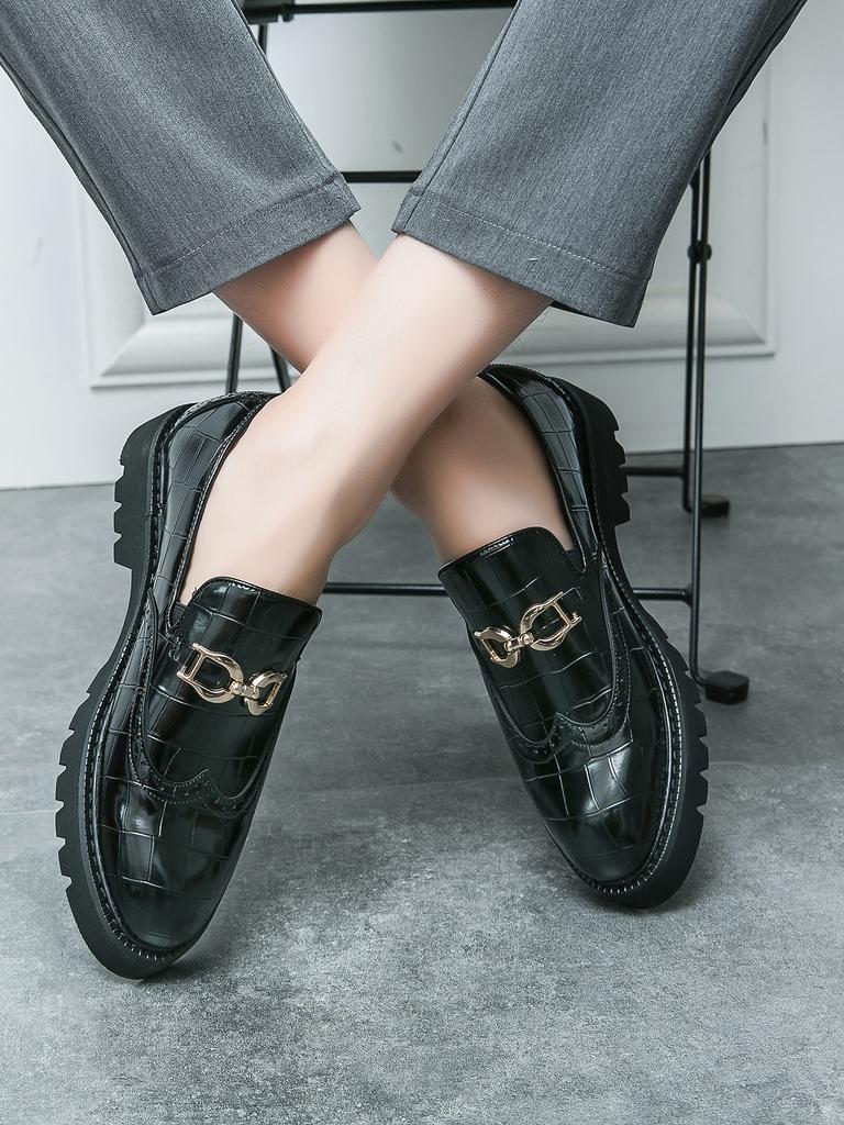 Designer Metal Buckle Loafers Mens Business Dress Fashion Casual Leather Pointed-Toe Thick Soled Shoes Versatile Loafers Slip-On