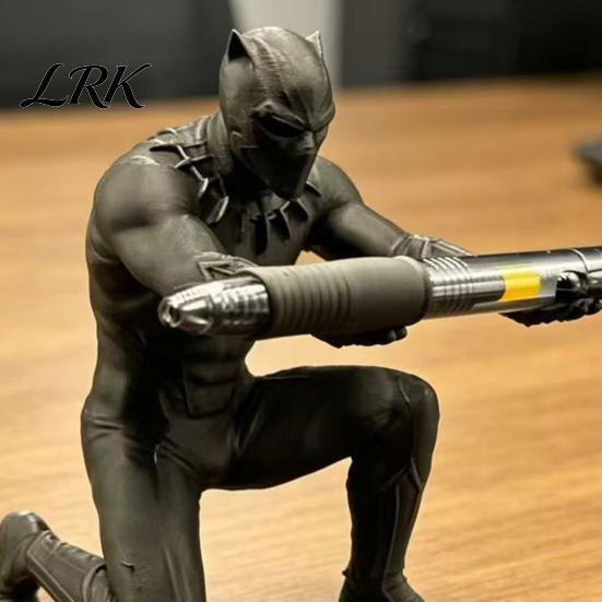 Fine Surface Pen Holder Kneeling Hero Stand, 3D Printed Dark Style Desk Crouching Pose Organizer, Action Figure Pencil for Office, Collectible Gift In