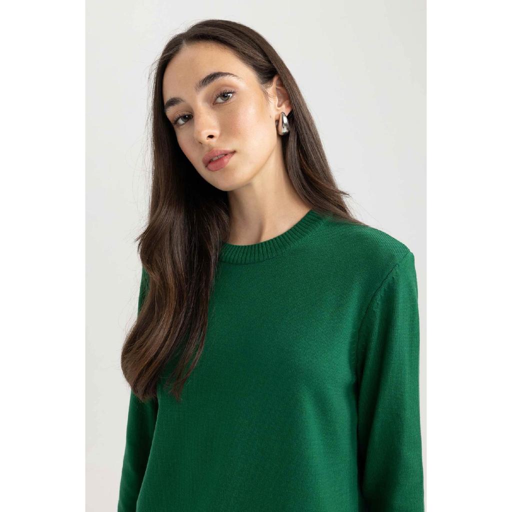 Tunika z okrągłym dekoltem o regularnym kroju