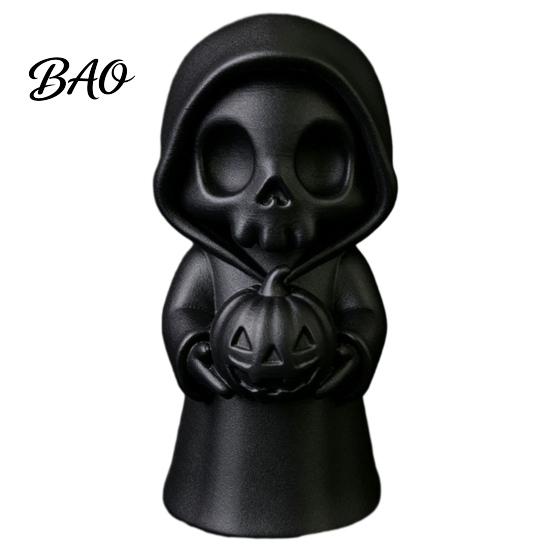 Indoor Party Embellishments 3D Printed Grim Reaper Figurine Holding Pumpkin, Blank DIY Tabletop Seasonal Decor Paintable Halloween Statue, Cute