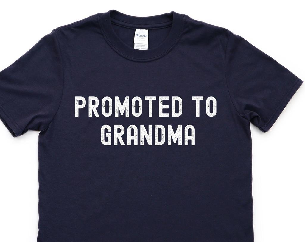Promoted to Grandma T-Shirt: New Grandmother Gift