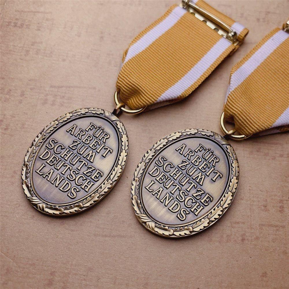Multifunctional Western Front Defence Medal Retro Brooch Accessory New Badge Pendant